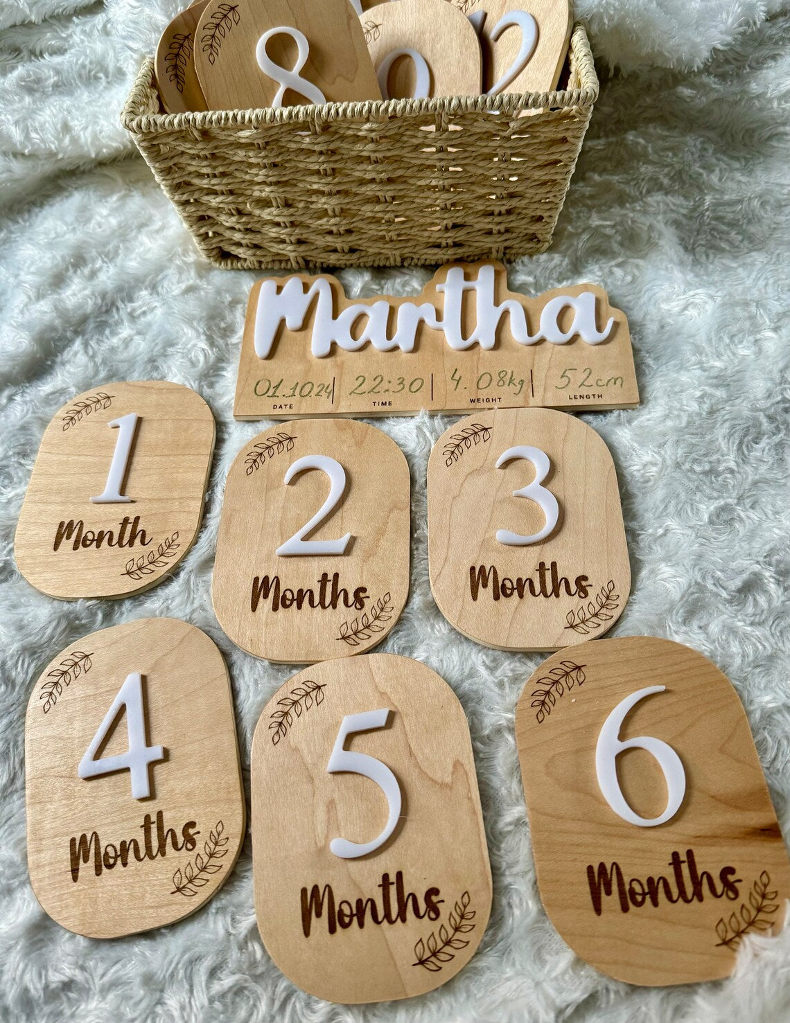 Personalized Monthly Milestone Baby Discs, Wooden Markers for Baby Shower & Month Photos newborn